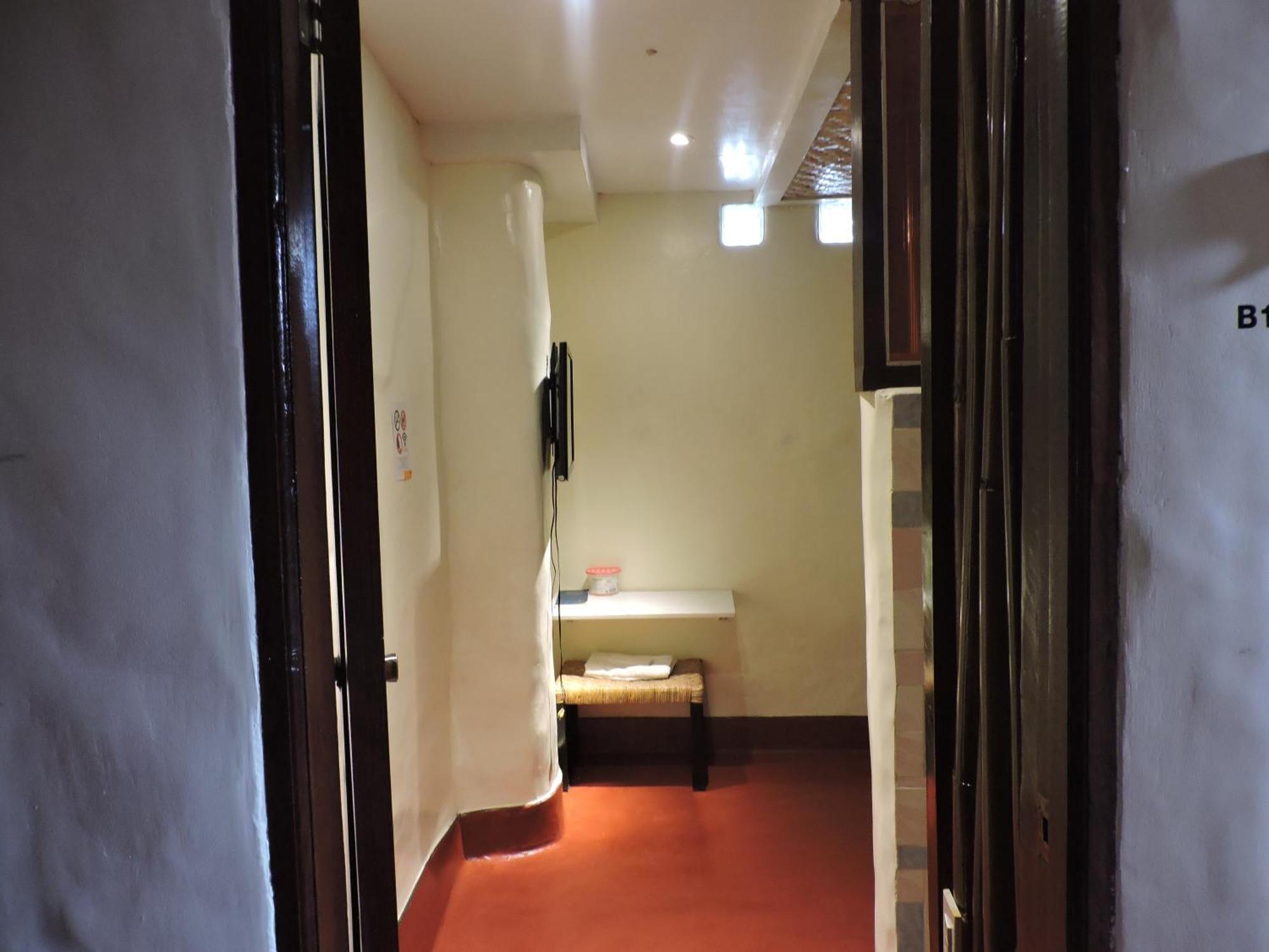 Orange Mangrove Pension House By Sms Hospitality Puerto Princesa Bilik gambar
